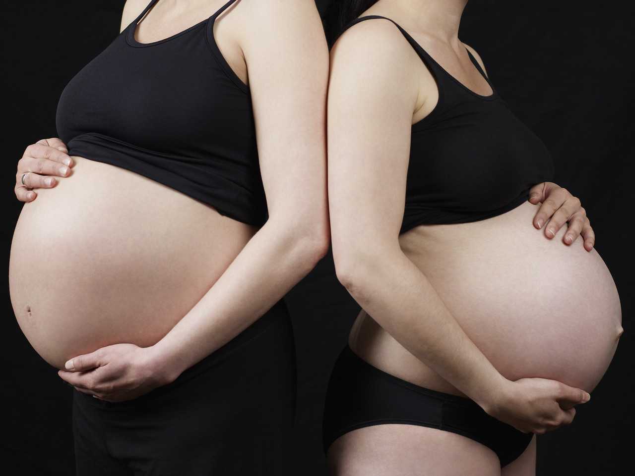 Возможно ли во время беременности определить пол будущего ребенка и как узнать, кто родится, по народным приметам?