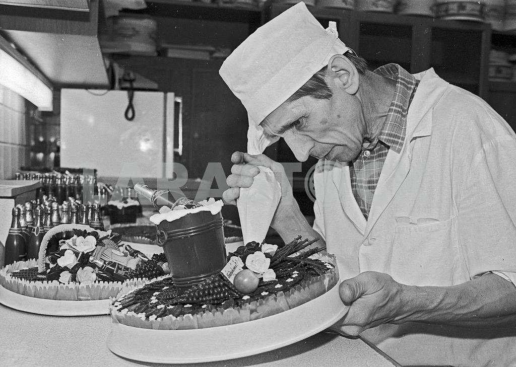Советские торты: 6 рецептов простых и вкусных тортов советского времени с фото