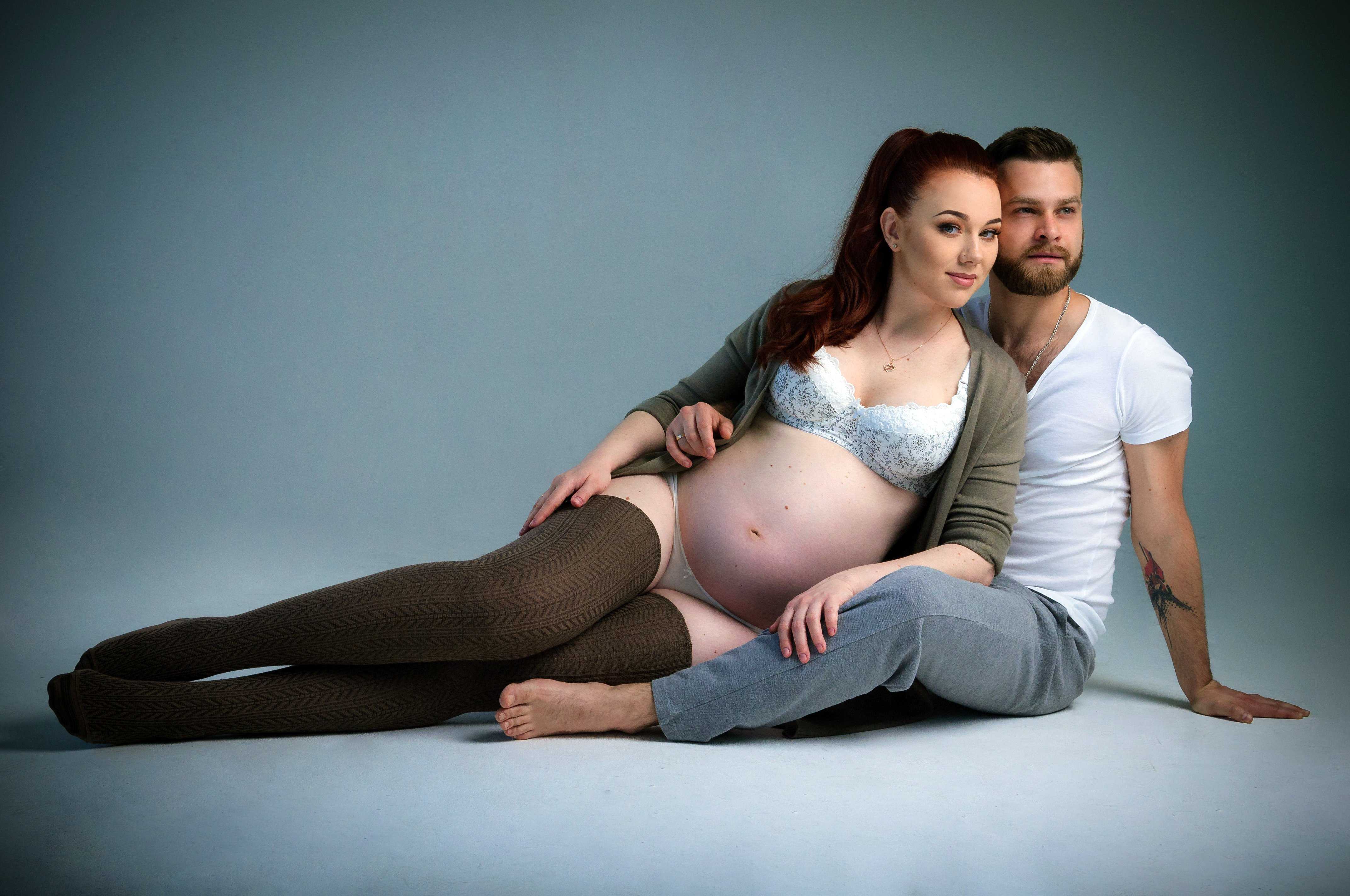 Красивые позы для фото для беременных