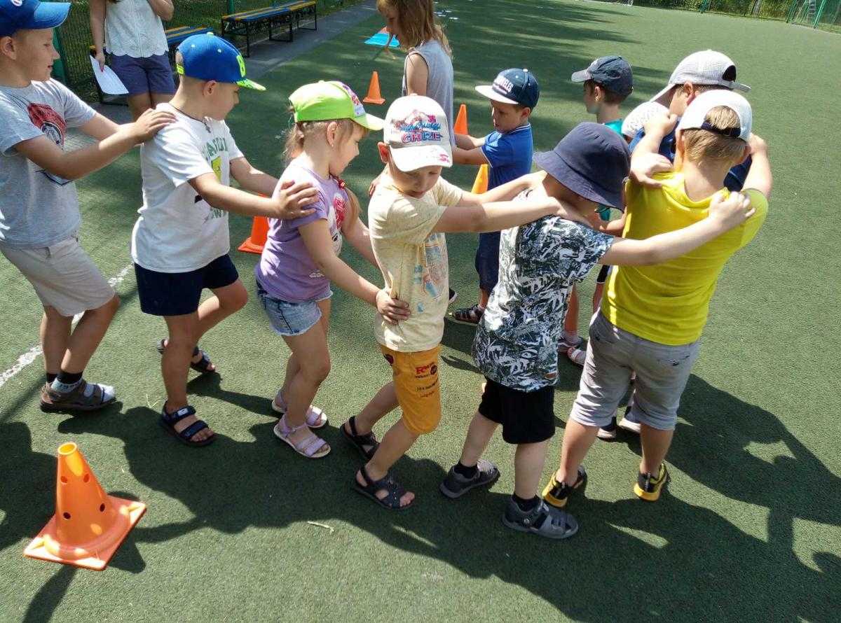 Веселые игры и конкурсы для деда мороза и снегурочки с детьми на дому, в детском саду и школе | 02.10.2017 | всё здорово