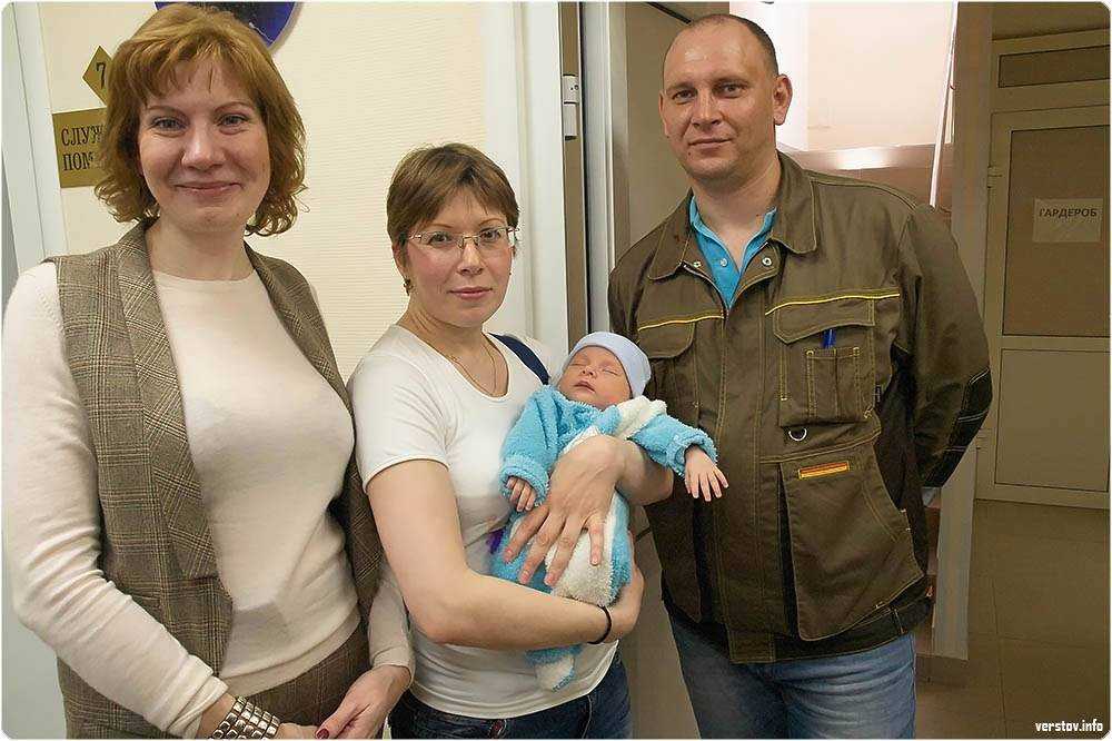 Души детей эко. Эко дети из пробирки. Дети эко фото. Первый ребенок эко в России. Дети от эко беременности.